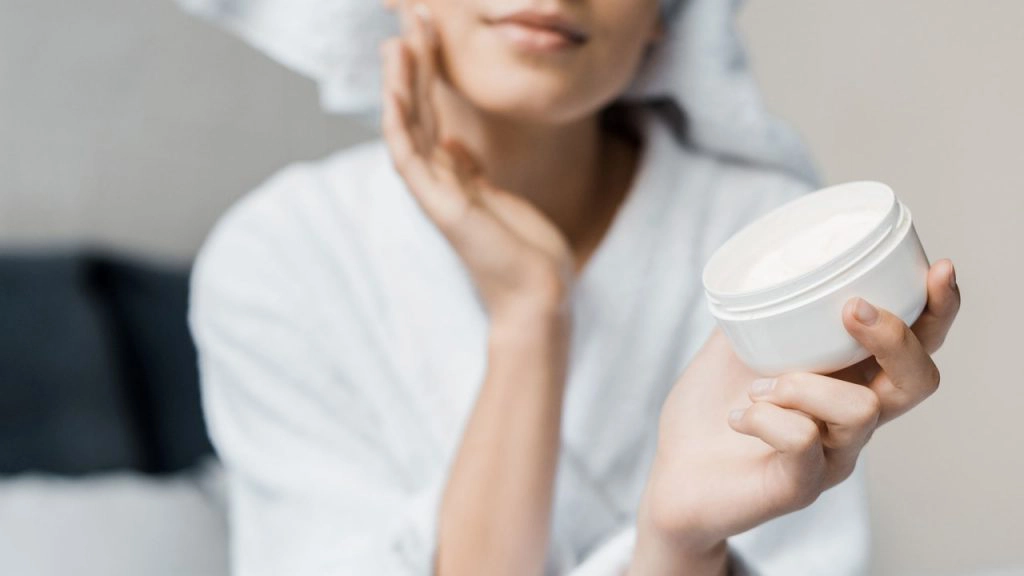 اهمیت استفاده از مرطوب کننده